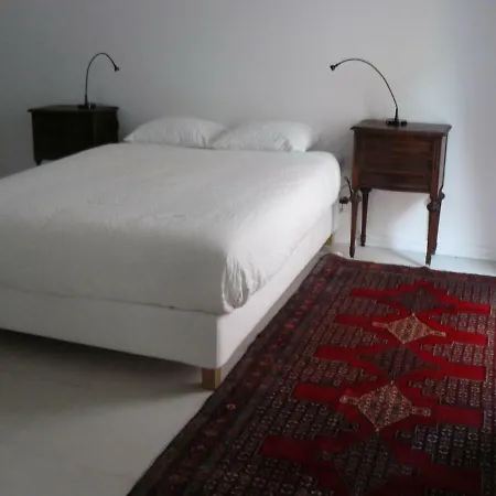 Πανσιόν Blue House - Santa Marta I 4*